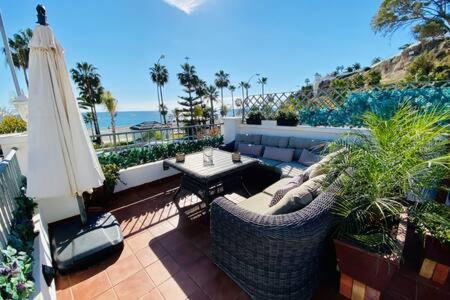 Apartamento En Primera Linea De Playa Nerja Kültér fotó