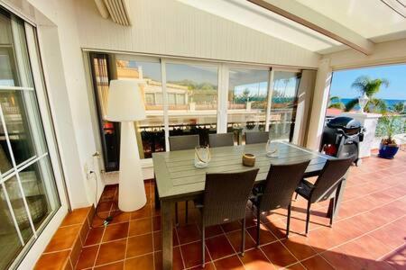 Apartamento En Primera Linea De Playa Nerja Kültér fotó